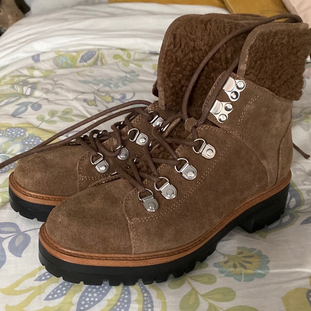 Combat boots 🥾